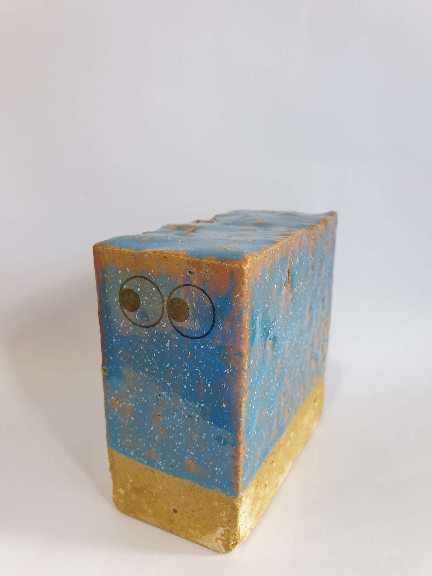 Brick Friend 1