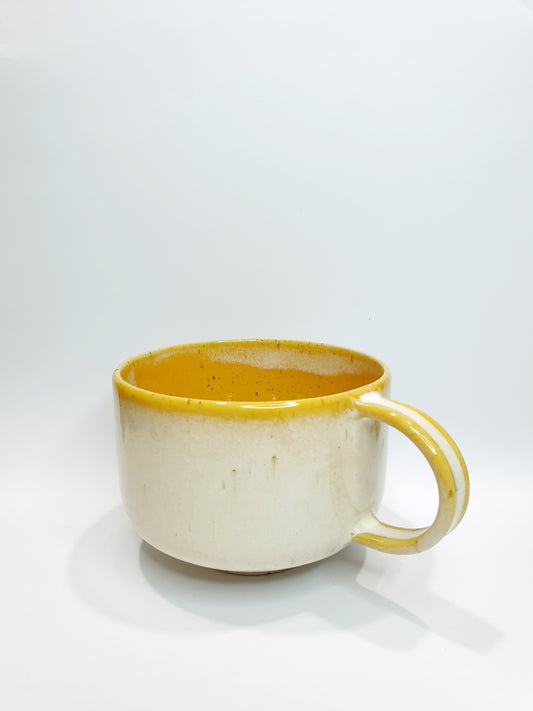 Mion Mug 22